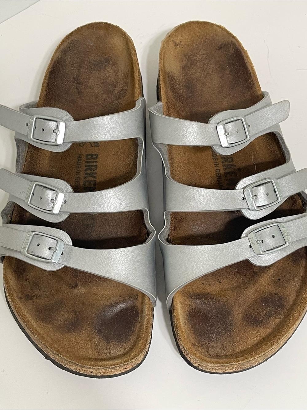 Birkenstock Florida Strappy Slide On Sandals Silver Metallic Suede Footbed Sz 40 - Picture 5 of 15